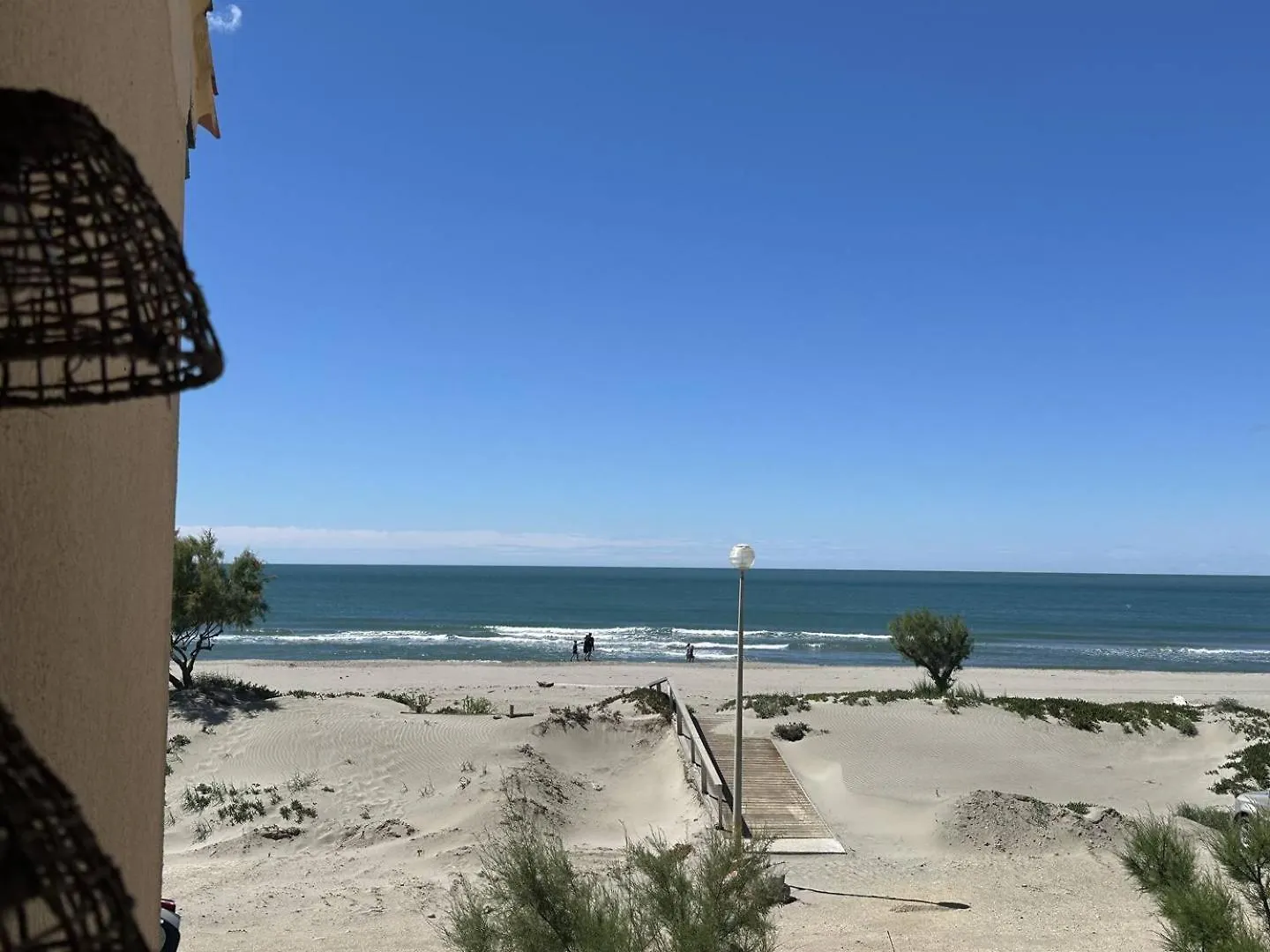 Appartement Sur La Plage - Parking - Terrasse Vue Mer - 1Er Etage Saintes-Maries-de-la-Mer France