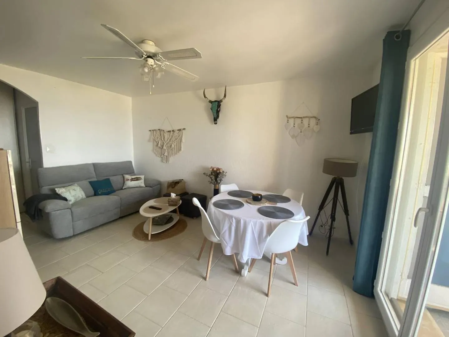 Apartment Appartement Sur La Plage - Parking - Terrasse Vue Mer - 1Er Etage Saintes-Maries-de-la-Mer France